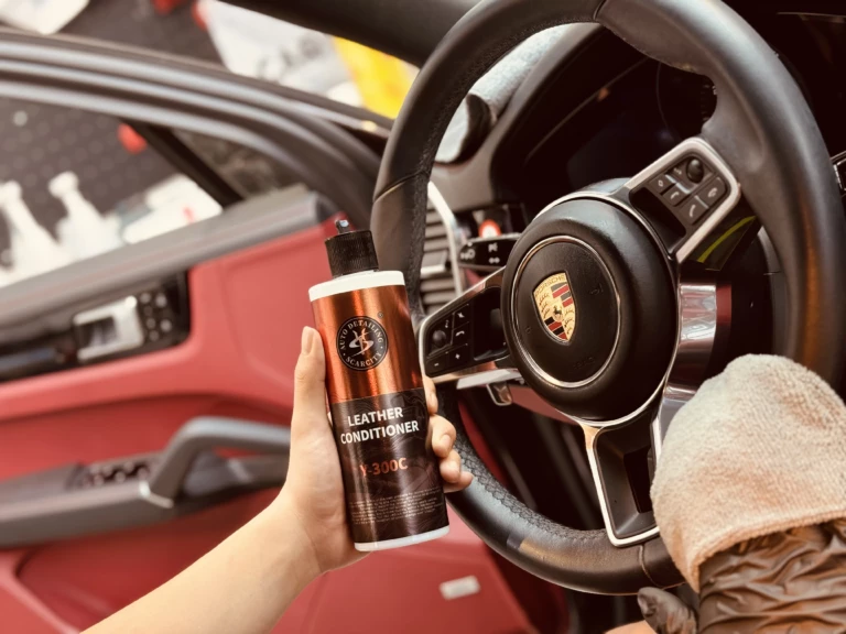 Leather Conditioner Y-300C (7)